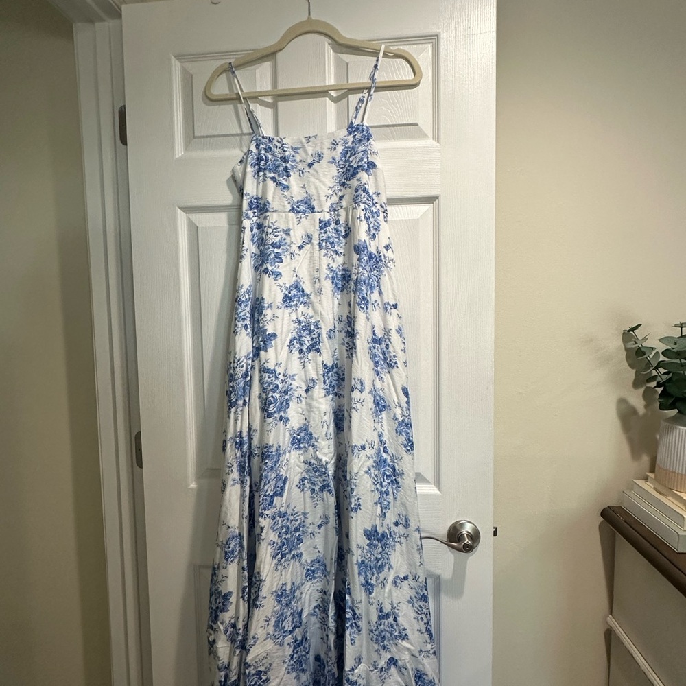 Olivaceous Blue and White Floral Maxi Dress